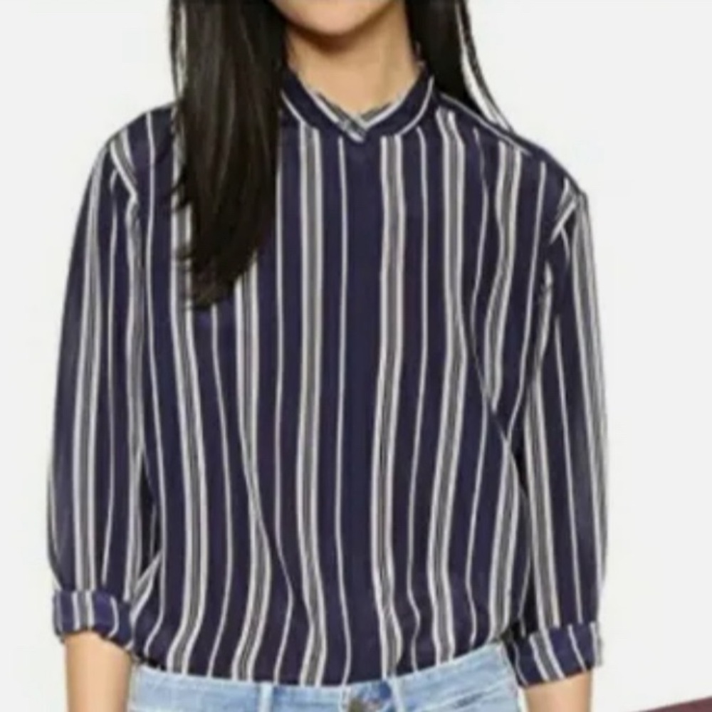 Madewell Silk Blouse Oversized Women Size Small Navy Blue and Ivory Stripes - Picture 2 of 12